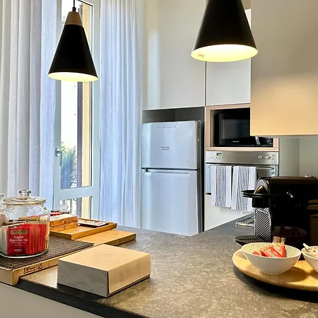 Lily Pads -elegant Apartment- In The Center 公寓 *