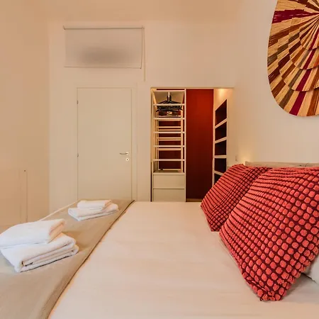 Lägenhet Easytopstay - Moscova Modern