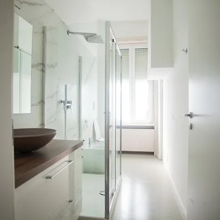 Design & Luxury With Garden In San Senatore * Milán