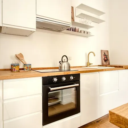 Hostmate - - Loreto *