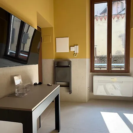 Richard's - Porta Romana Apartment
