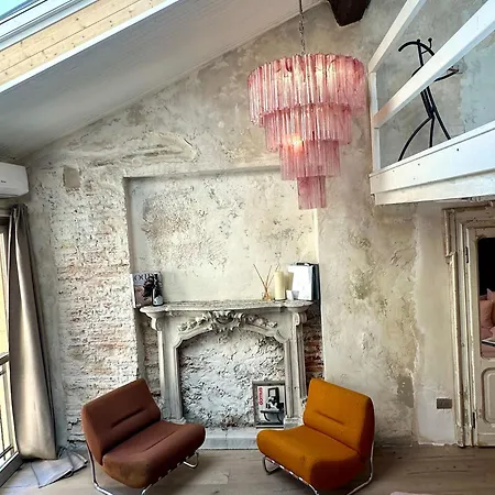 דירה Charming And Design Attic Loft In Coolest Area Navigli Ticinese מילאנו