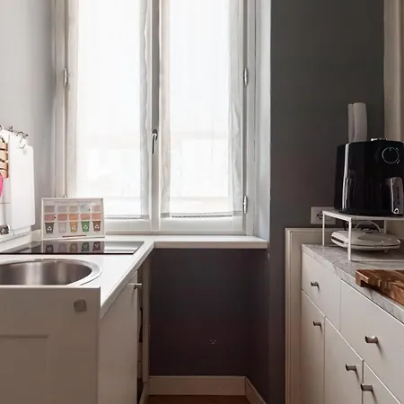 Italianway Easy - Rosmini 13 B * Milano