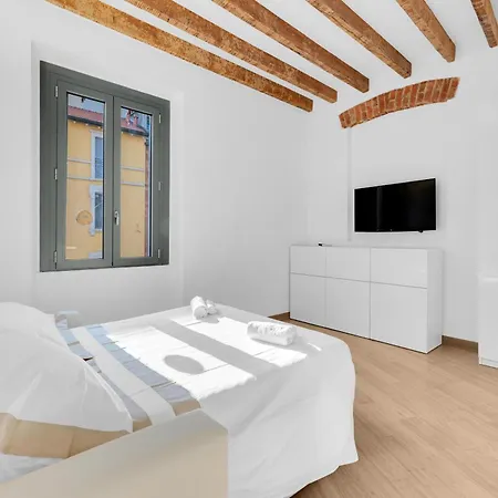 Navigli Modern Studio In Design Area By Stay Mastery Apartament Mediolan