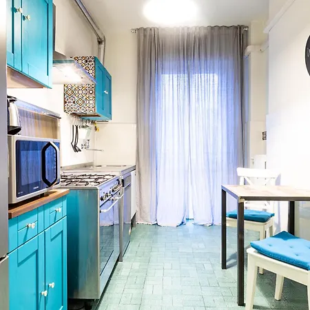 Apartament Piazza Gramsci Amazing With Balcony - Collection