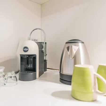 Ap4 Nel Cuore Di ميلان