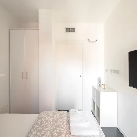 Niguarda M3 Apartmán *