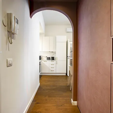 Mazzini By Halldis * מילאנו