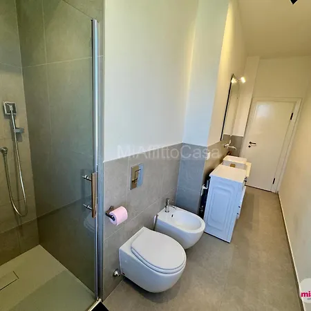 Looking For Casa Armonia - Easy شقة ميلان