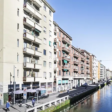 Easylife - - Borsi 2 - Navigli Апартаменты