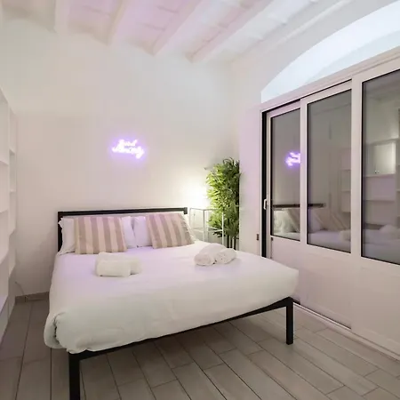 Flora 57 - Splendido Loft Nel Cuore Dei Navigli Appartamento