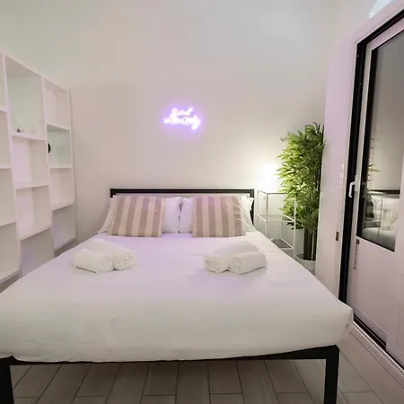 Flora 57 - Splendido Loft Nel Cuore Dei Navigli *