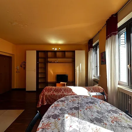 In Gioia,central Station - Casa Pollons Apartamento *