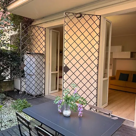 Gioire - Duomo 4 Metro Stops - Near Olympic Village