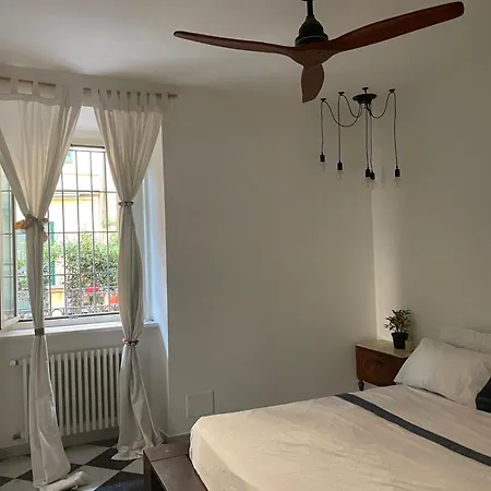 Quiet Luminous Flat Historical Center Fast Wi-fi