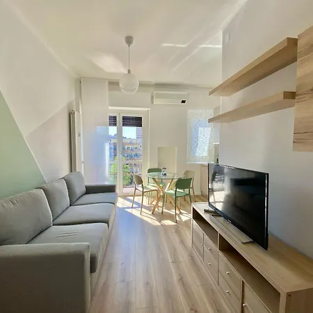 Metro S&m Home, Moderno E Confortevole Con Metro M3 Sotto Casa Apartment