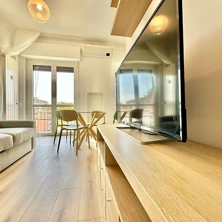Metro S&m Home, Moderno E Confortevole Con Metro M3 Sotto Casa Milan
