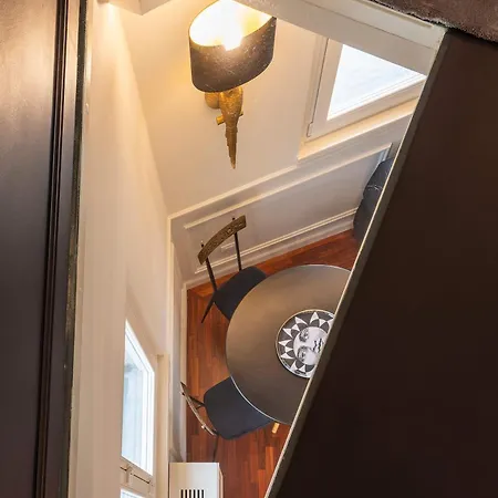 Apartment Stunning Cupola Apt-steps From San Babila & Duomo