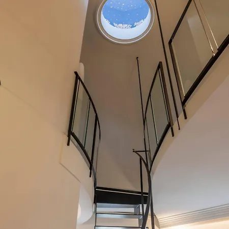 Apartment Stunning Cupola Apt-steps From San Babila & Duomo