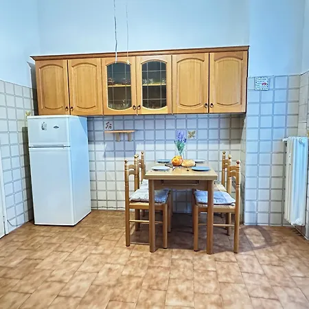 I-host - Valsolda 3 Lejlighed