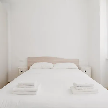 Porta Romana - Luminoso Bilocale Mediolan