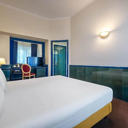 Ih Ambasciatori 4* Milánó