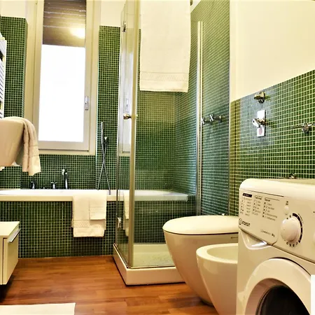 Апартаменты Homelovers Two Porta Venezia Mm1 *