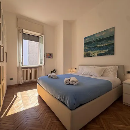 Bright With Balcony In Corso Xxii Marzo Apartman Milánó