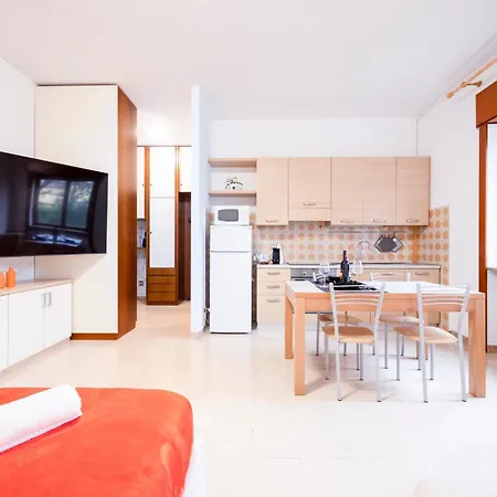 Apartment Moncler House Navigli