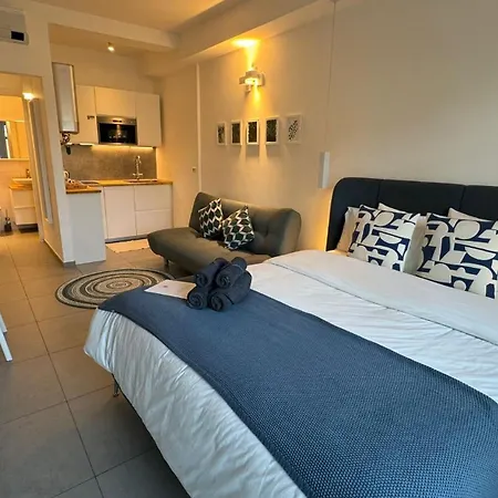 Ps Is Just Above The Subway M3 - 9mins To Duomo