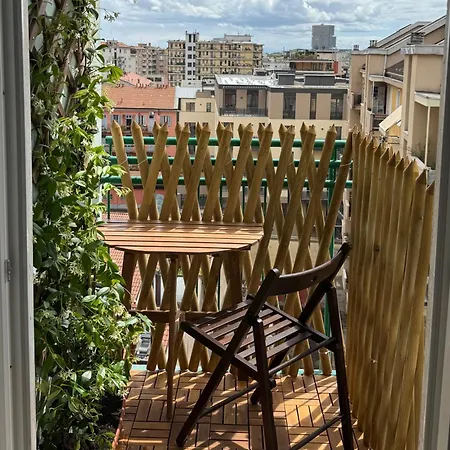 Bollicina - Free Parking, Ac & Balcony * 밀라노