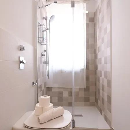 Primopiano - Lepontina Apartman Milánó