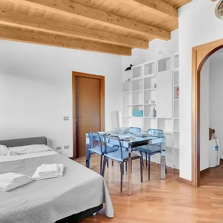 Metro M2 E Ac - Open Space Moderno A *