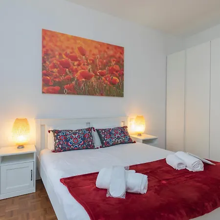 I-host Luxury - Cherubini 6 Appartement