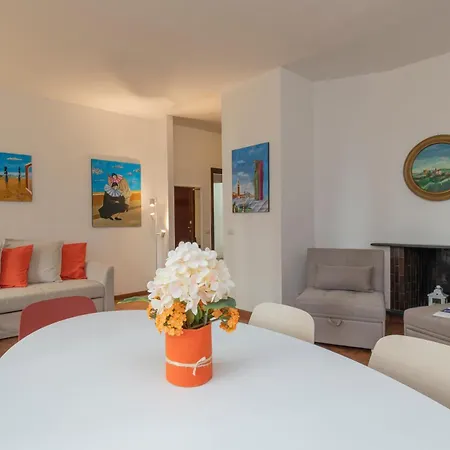 I-host Luxury - Cherubini 6 Milaan