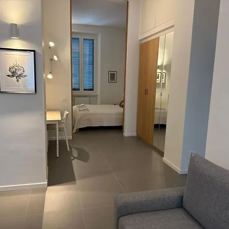 S-home Porta Romana Con Wi-fi E Aria Condizionata アパート