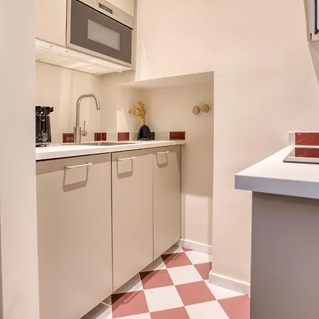 Easylife - Eleganza E Raffinatezza A Porta Venezia * Milan