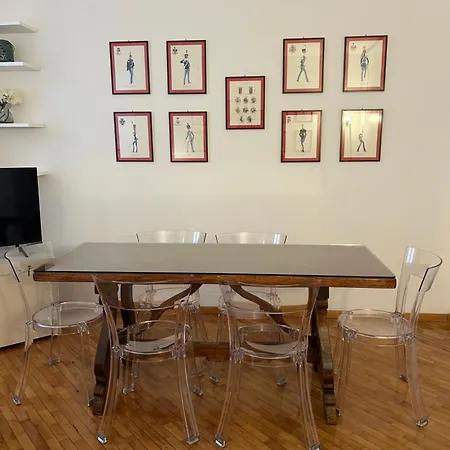 Bilocale Red House - Two Red House, Cosy Flat Milán