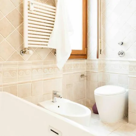 Oasi Di Famagosta Navigli Milano