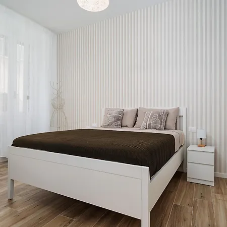 Apartament Classbnb - Just 400 Meters From Piazza Duomo