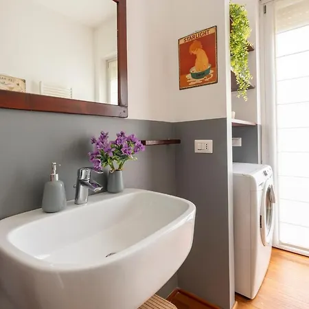 Ippodromo Cozy Near San Siro Διαμέρισμα *