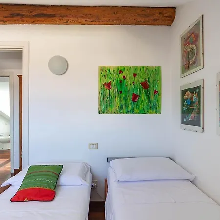 Station 10 Min Private Terrace Skyview 6 Pax Milán