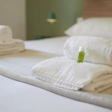 Affaccio Sul Naviglio - Spazioso Con 6 Posti Апартаменты