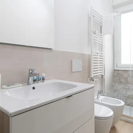 Italianway Easy - Cambiasi 8 Apartment