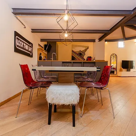 Luxury 3 Fiat, Ariberto Home, Tra Centro Storico Di E Navigli, Con Spaziosa Jacuzzi Apartmán Milán
