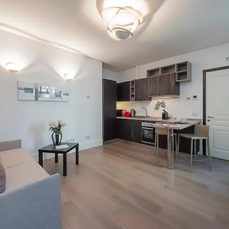 Italstay - Bollo Flat - 5 Min To Duomo 公寓