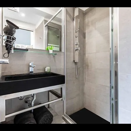 Duomo In 8 Stop Semesterbostad