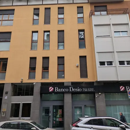 Apartamento Raffinato Trilocale In Zona Centro