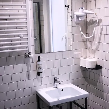 Yellowsquare * Milán