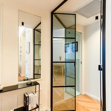 Lumen - Skyline View Attic *